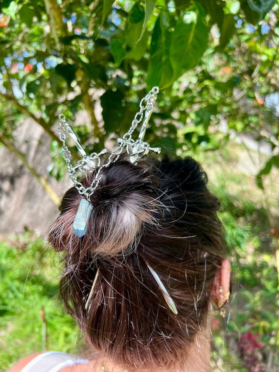 Blue Angel Aura Quartz Double Hair Sword and Chain Stick Pin