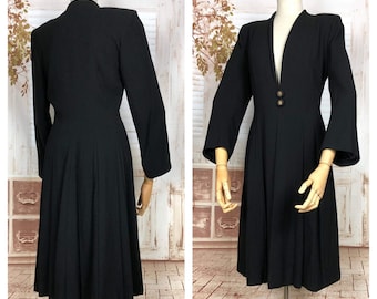 Gorgeous Late 1930s / Early 1940s Original Vintage Classic Black Crepe Princess Coat