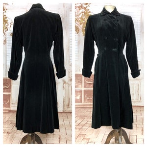 Fabulous Original 1940s Vintage Black Velvet Femme Fatale Princess Coat