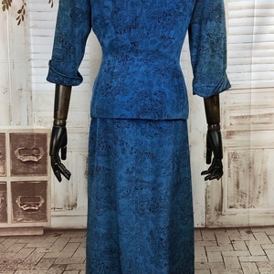 Original 1940s 40s Vintage Blue Novelty Print Rayon Dress With Matching Jacket image 8