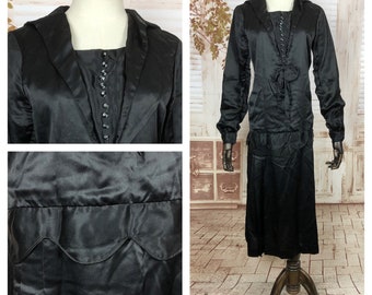 Incredible Black Satin Original 1920s 20s Vintage Flapper Dress