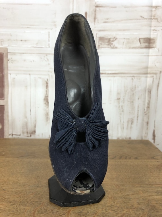 Original 1940s 40s Vintage Navy Blue High Heel Sh… - image 2