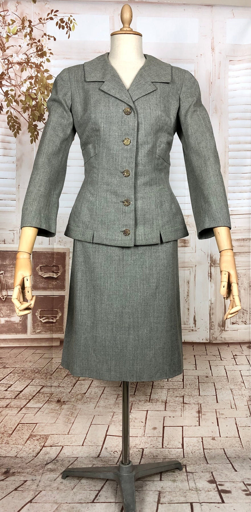 Fabulous Original Late 1940s / Early 1950s Vintage Grey Belt Back