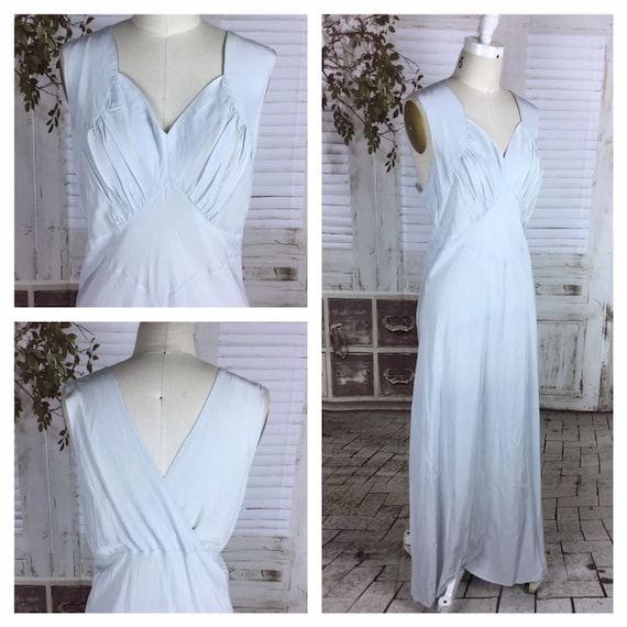 Original 1930s Pale Ice Blue Vintage Rayon Volup E