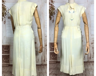 Amazing Original 1930s Vintage Pale Lemon Yellow Pierced Work Dress