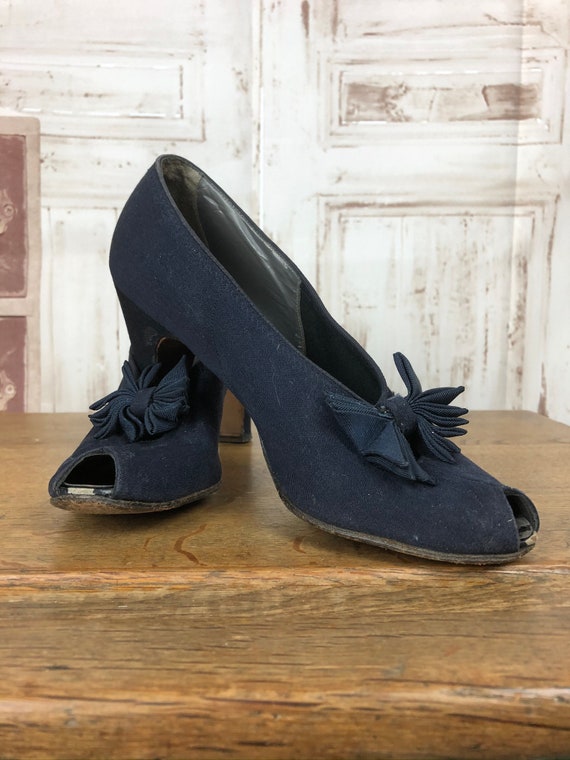 Original 1940s 40s Vintage Navy Blue High Heel Sh… - image 1