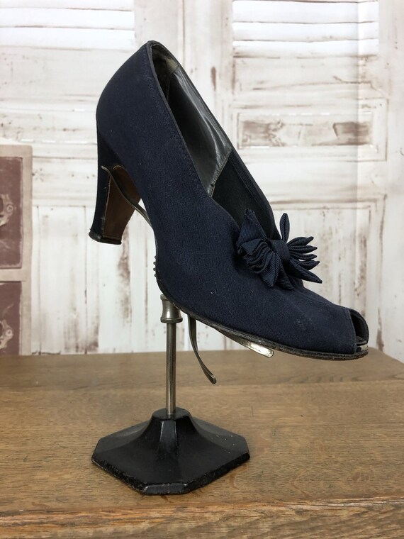Original 1940s 40s Vintage Navy Blue High Heel Sh… - image 3