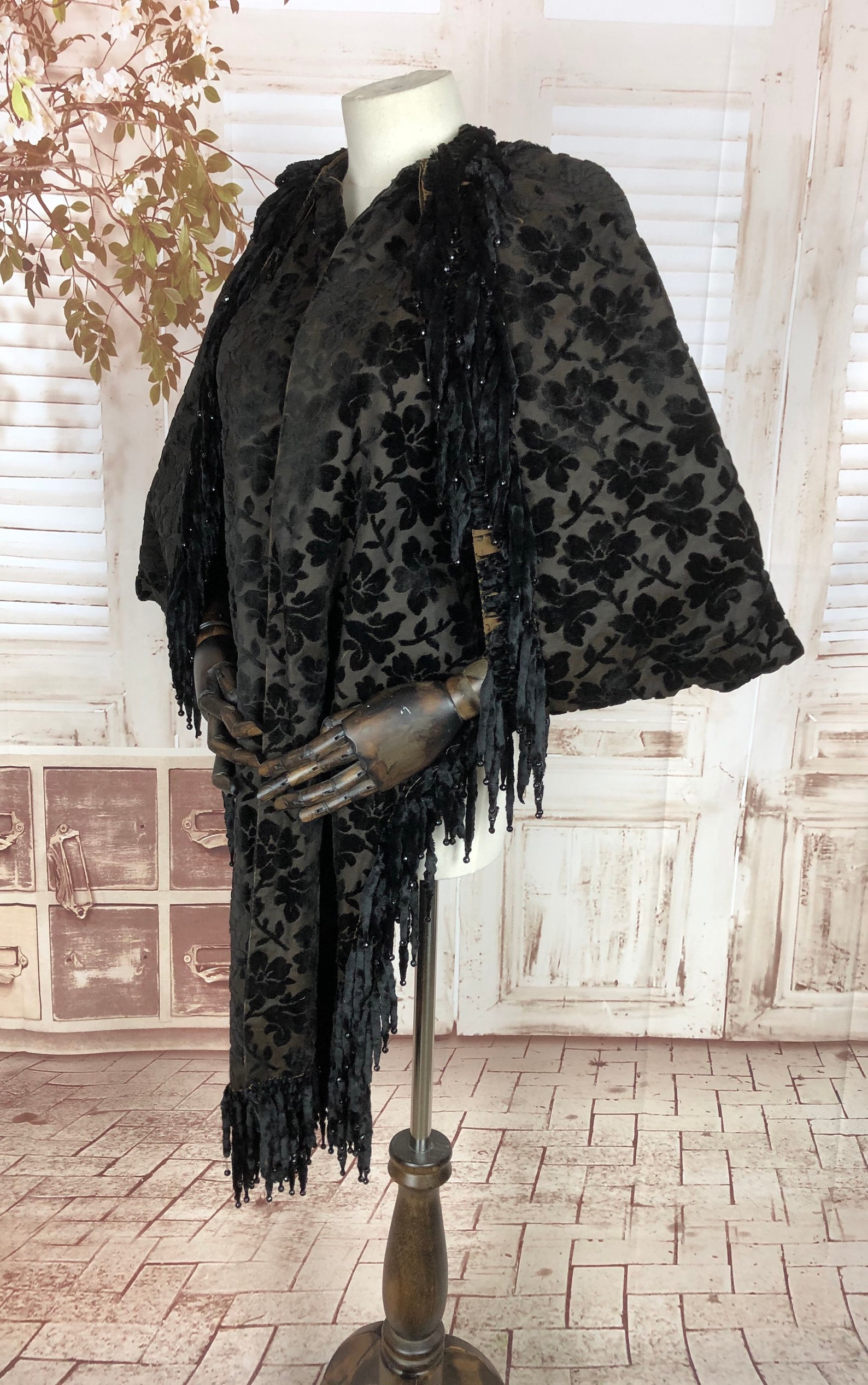 Devore Floral Pattern Original 1800s Victorian Raised Flower Pattern Devoré Velvet Cape With ...