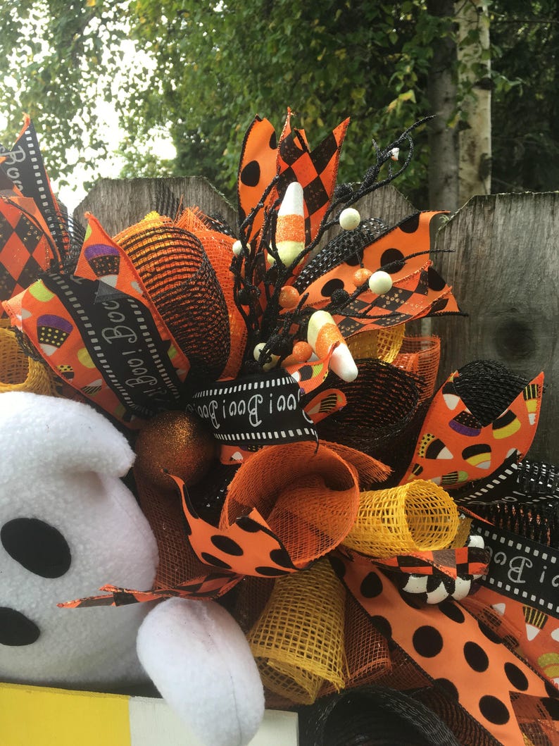Orange and Black Halloween Ghost Halloween Wreath Halloween Wreath Pumpkin Halloween Plush Ghost Wreath Boo Wreath Candy Corn Wreath