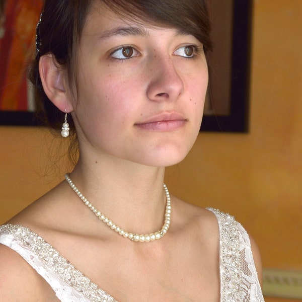 Bridal necklace ivory beads (or white)  wedding bridal wedding  Collier de mariée perles  ivoire (ou blanches) mariage