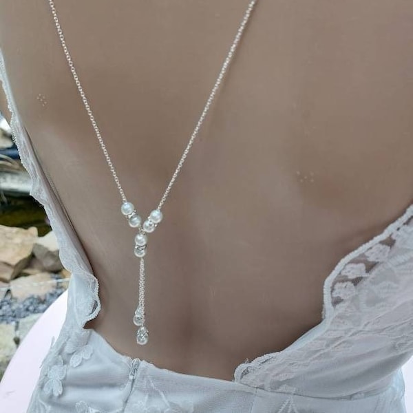 Collier de dos pour mariage  perles en verre nacré et rondelles de strass, collier de mariée avec bijou de dos, laiton plaqué argent