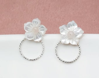 Bridal earrings in solid silver, mother-of-pearl flowers and pink quartz, wedding earrings, ear studs