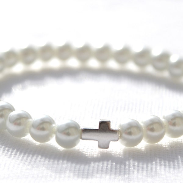 Wedding, bride bracelet - Massive Silver Cross - Ivory or White Pearls - Elastic Bracelet - Bridemaids Bridemaids Bridemaids Gifts