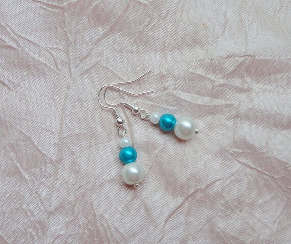 Boucles D'oreilles Fantaisie Ivoire Et Turquoise - Pour Robe De Mariée Ou Soirée - Neuf Avec étiquettes