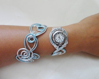 Bracelet montre - Montre femme - Bracelet montre original - Duo d'aluminium argenté bleu - montre fait main