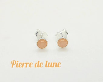 Solid silver ear nails and moonstone 4mm- fleas, earrings Sensitivity, softness, femininity