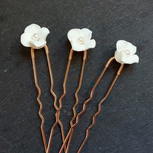 Wedding hairstyle Small flower wedding bridal bun pins Gold or silver hair pin Country boho image 7