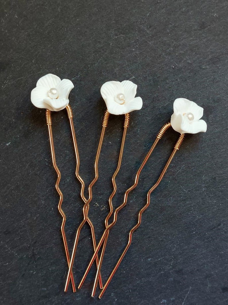 Wedding hairstyle Small flower wedding bridal bun pins Gold or silver hair pin Country boho image 7