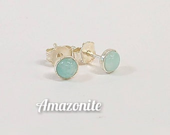 Clous d'oreilles en argent massif et Amazonite 4mm- puces, boucles d'oreilles. Joie de vivre