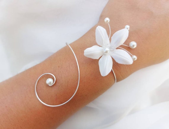 Bracelet Argent/Gris Aluminium Argenté p robe de Mariée/Mariage/Soirée