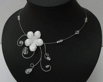 Collier de mariée + bijou de dos - perles cristal - fleur de satin blanche - collier mariage - personnalisable - sans nickel