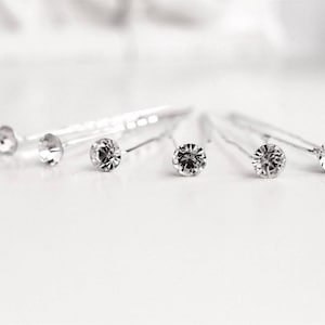 Wedding hairstyle - Set of 6 hair pins, swarovski crystal bun pins wedding bride - crystal clear -