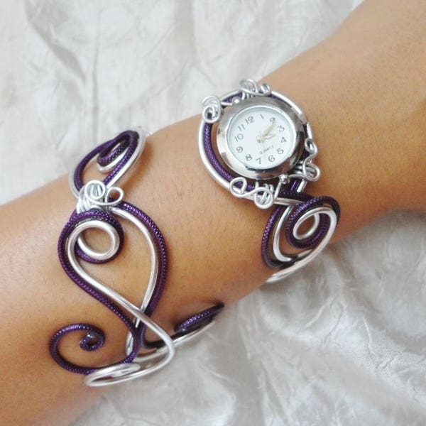 Cadeau noel - Bracelet montre - Cadeau pour elle - Duo d'aluminium argenté prune violet - montre femme - Artisanale - montre originale