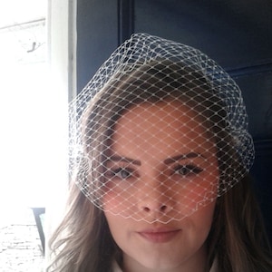 Bridal birdcage veil, wedding bridal blusher style veil, French fascinator simple wedding veil image 3