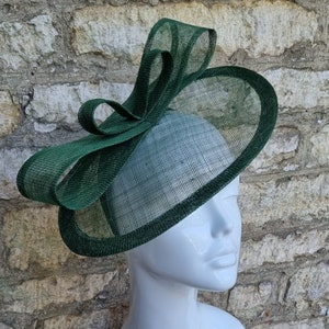 Hochzeit Hut Fascinator dunkel Grün Hut auf Stirnband Wald Grün Sinamay Stroh Hochzeit Fascinator Wettrennen Fascinator