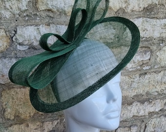 Dark green wedding hat fascinator hat on headband forest green sinamay straw wedding fascinator races fascinator