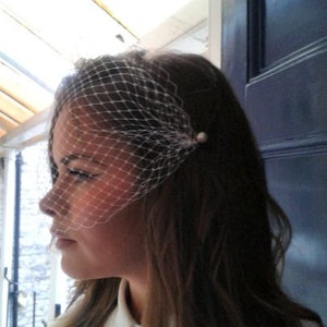 Bridal birdcage veil, wedding bridal blusher style veil, French fascinator simple wedding veil image 2