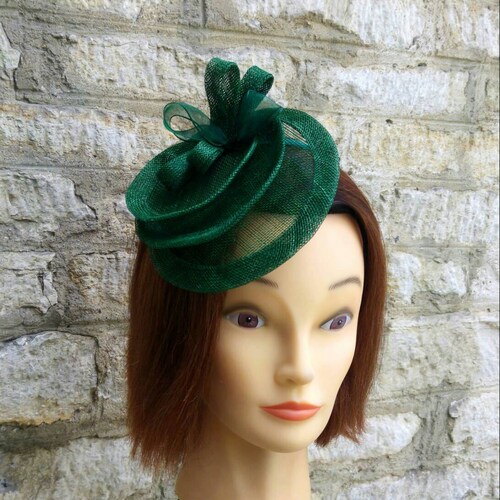 Dark Green Wedding Hat Fascinator Hat on Headband Forest Green Etsy UK
