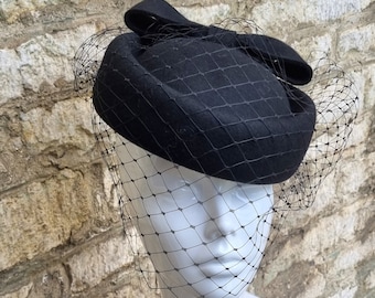 Black Pillbox hat with birdcage fascinator veil  black wool felt hat Jackie style funeral hat formal wedding hat 1960s hat