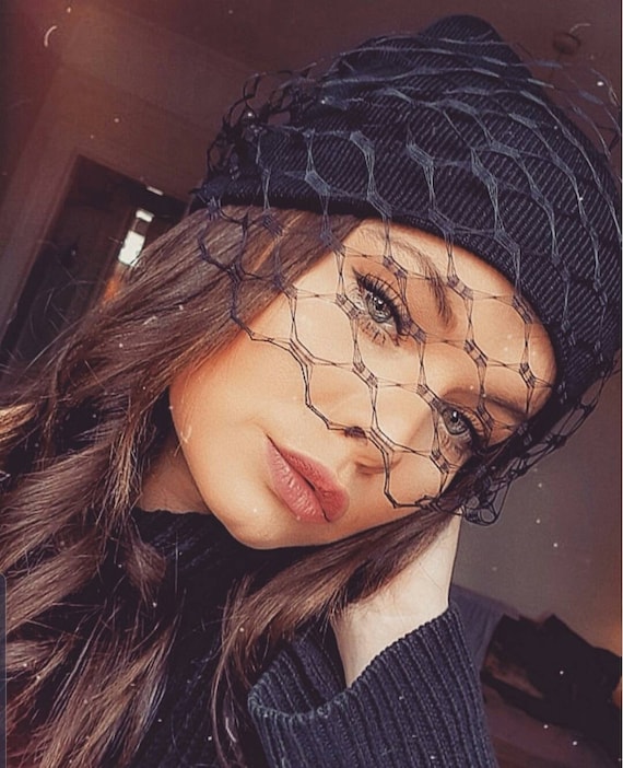 beanie with net veil