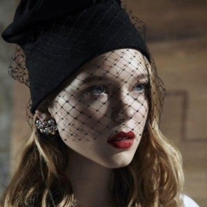 Gesluierde zwarte beanie met zwarte tovenaar sluier begrafenissluier hoed vrolijke weduwe sluier vogelkooi sluier beanie muts coole beanie