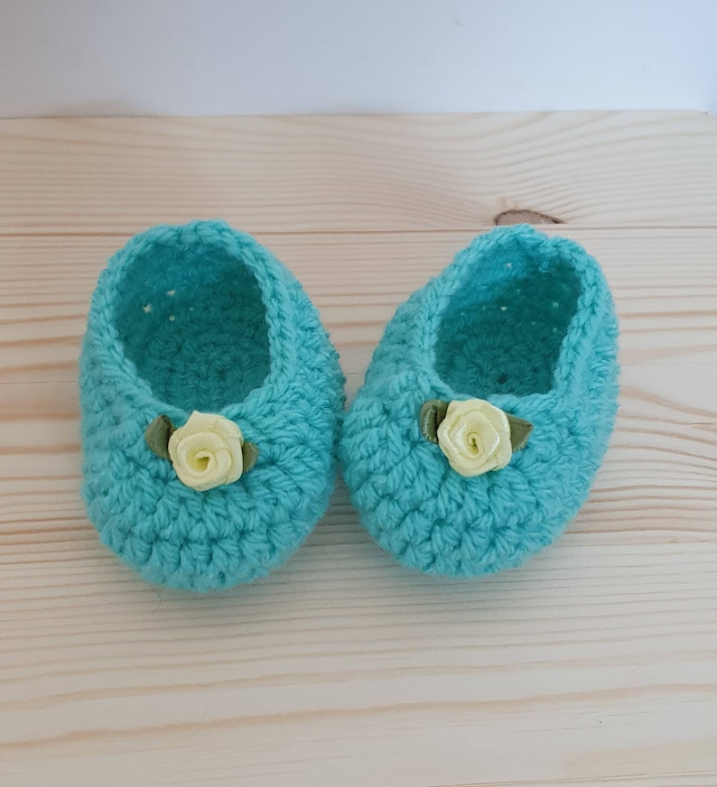 Baby girls crochet ballet shoes. Crochet Baby shoes. Pram shoes. Size 0-3 months . Other colours listed Aqua