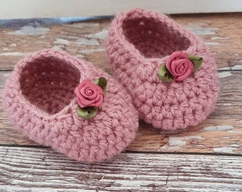 Baby girls crochet ballet shoes. Crochet Baby shoes. Pram shoes. Size 0-3 months . Other colours listed