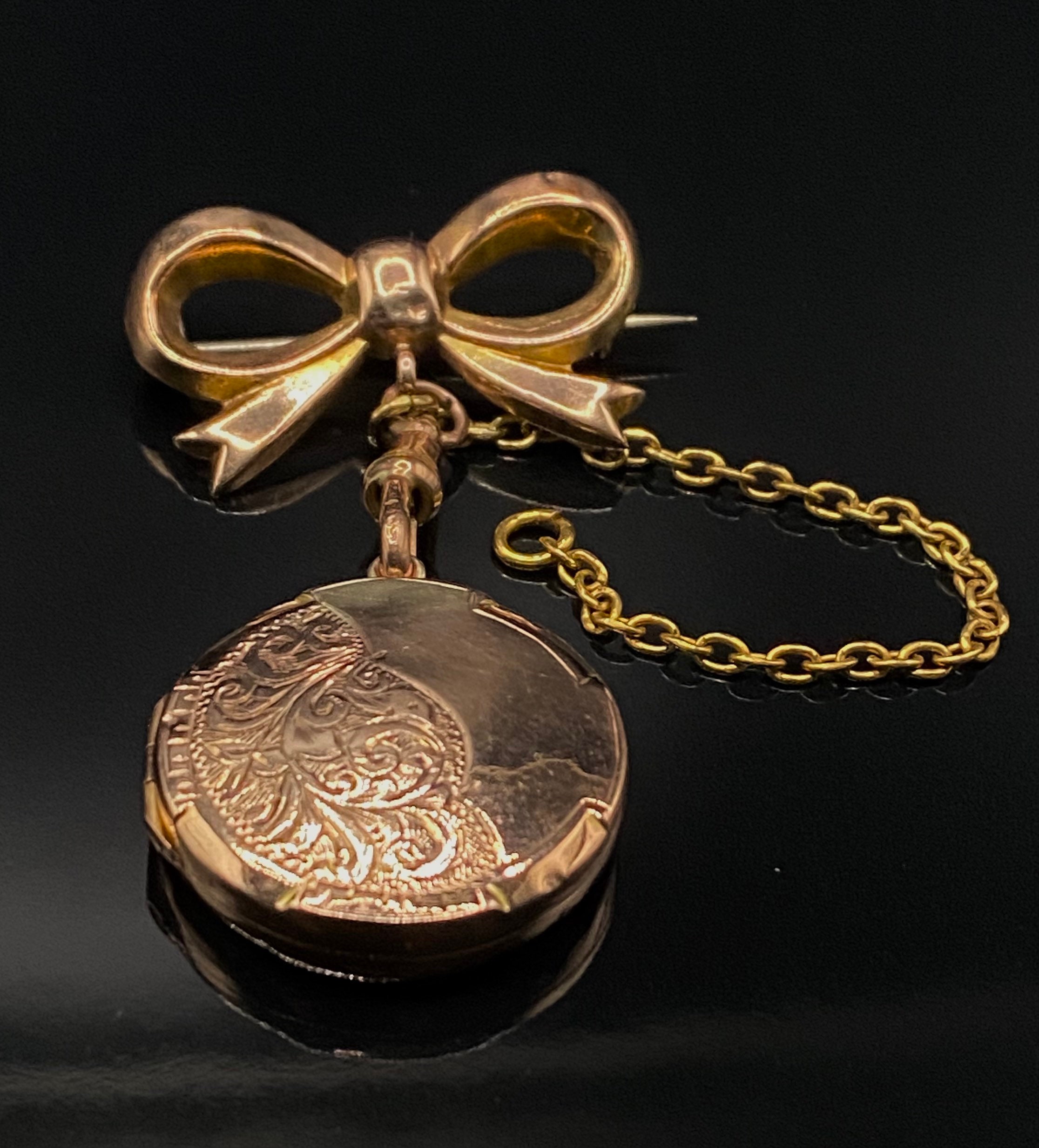 Antique Early 20th Century Solid Gold 