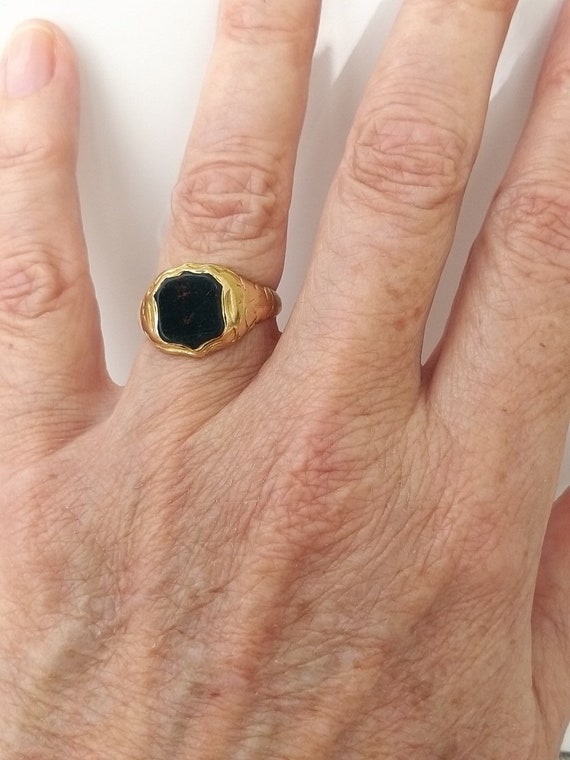Antique Circa  1870 Solid Gold Signet Ring with B… - image 2