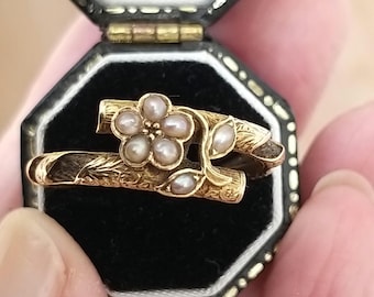 Gorgeous Victorian split pearl forget-me-not and woven hair mourning ring - Engagement Present, Anniversary or Birthday Gift For Her Or Him