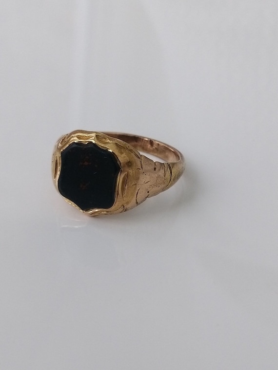 Antique Circa  1870 Solid Gold Signet Ring with B… - image 7