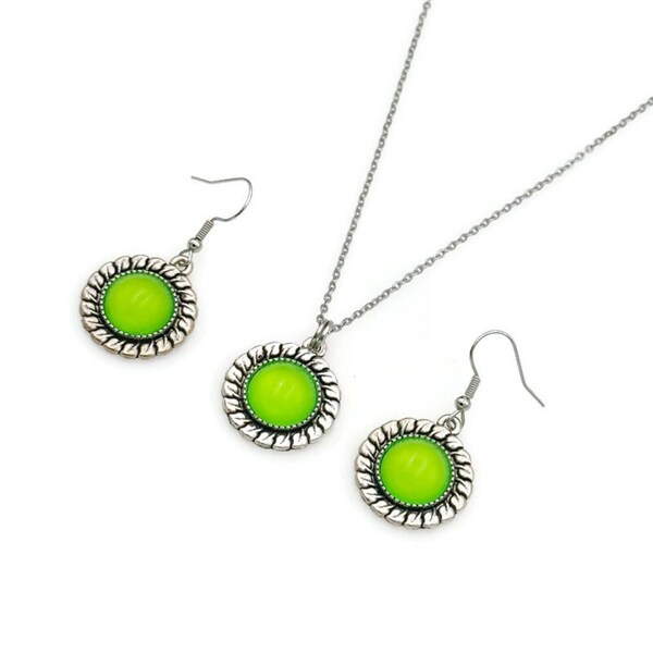 Lime Green Necklace, Lime Green Pendant, Lime Green Jewelry, Birthday Gift, Gift For Sister, Gift For Women, Necklace and Earring Set,  Gift