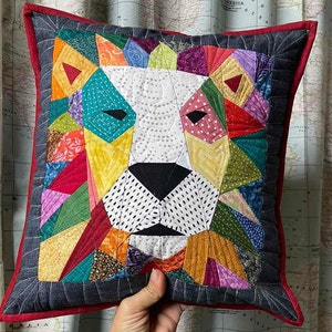 Happy Lion – 13” Foundation Paper Piecing Quilt Block Pattern | Beginner Friendly PDF Pattern.