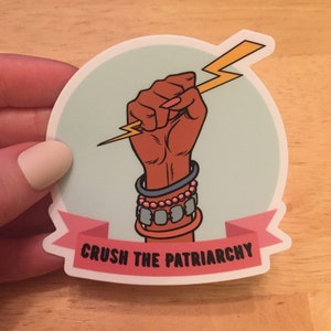 Crush the Patriarchy Sticker Wasserfestes Vinyl 7,5 cm x 2 cm  Feministisches Geschenk - .de