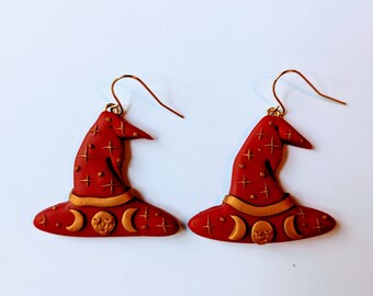 Witches hat earrings.
