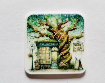 Book Nook Needle Minder