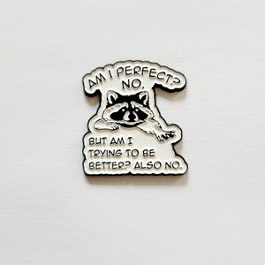 Enamel Sarcastic Raccoon Needle Minder