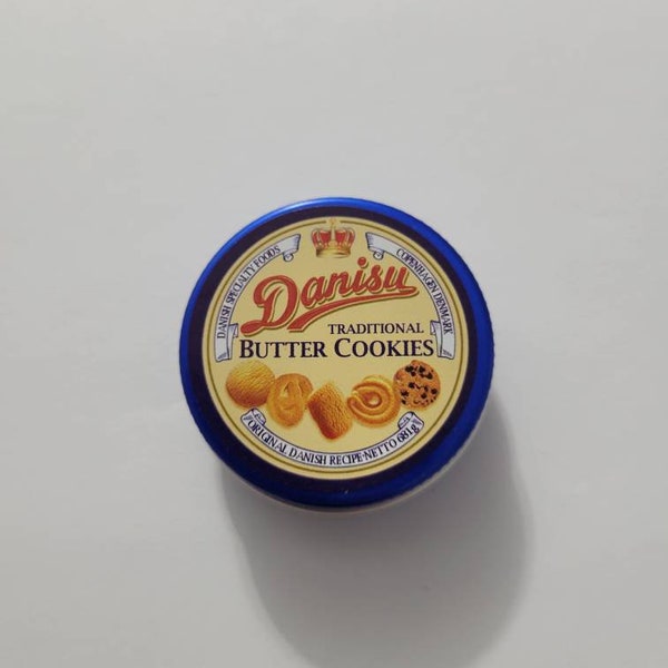 Danish Butter Cookie Tin Needle Minder