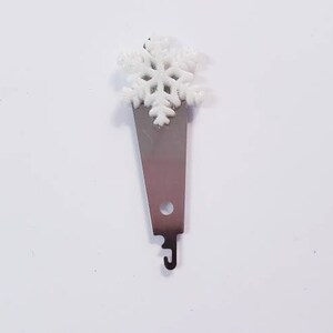 Glittery Snowflake Needle Minder/Threader