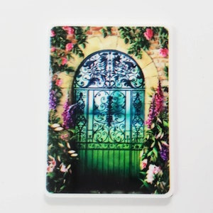 Secret Garden Gates Needle Minder